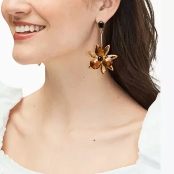 Kate Spade Blooming Brilliant Blossom Necklace and earrings set - Picture 6 of 13